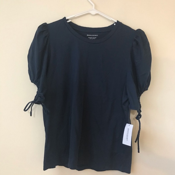 ✨ banana republic top - Picture 1 of 5